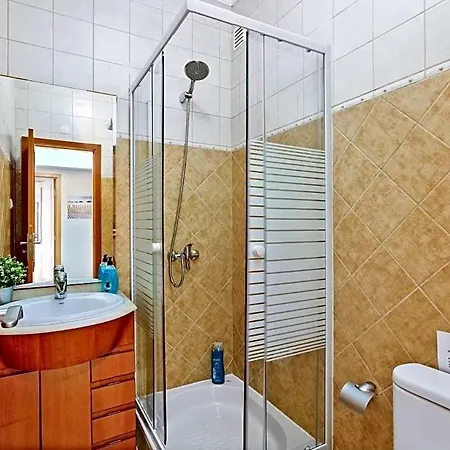 דירה Sleeps 4 With Pool Air Con And Wifi וילהמורה